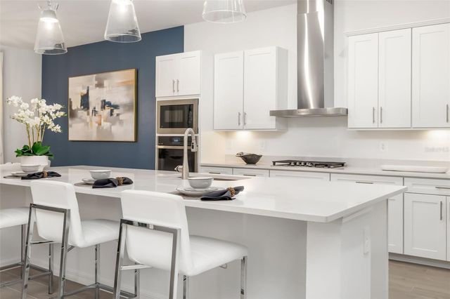 5617 LIGHTNING WHELK LANE, Lakewood Ranch, FL 34211