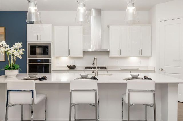 5617 LIGHTNING WHELK LANE, Lakewood Ranch, FL 34211