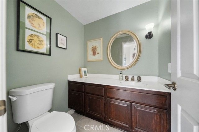 2172 Falcon Crest Drive, Riverside, CA 92506