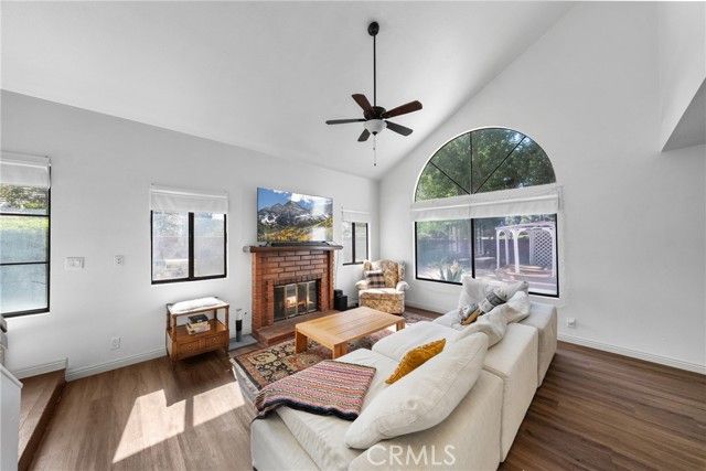 2172 Falcon Crest Drive, Riverside, CA 92506