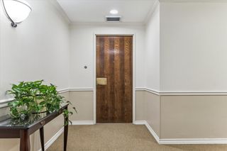 651 Bering Drive 1705, Houston, TX 77057