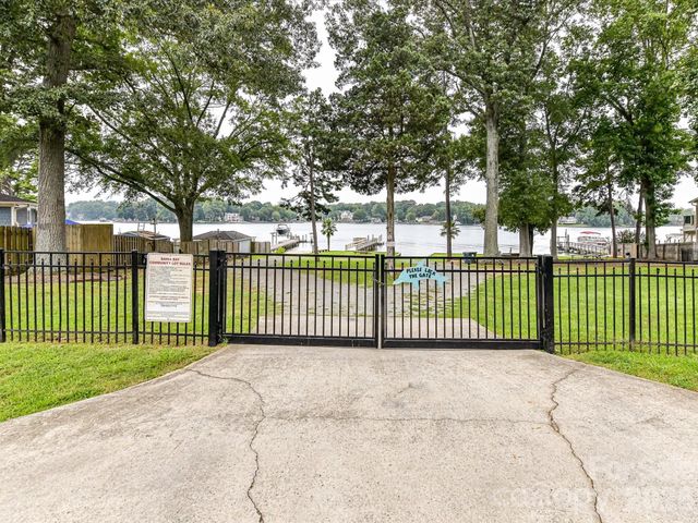 21624 Rio Oro Drive 50, Cornelius, NC 28031