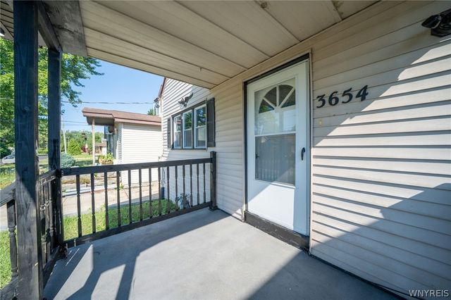 3654 7th Street, Hamburg, NY 14219