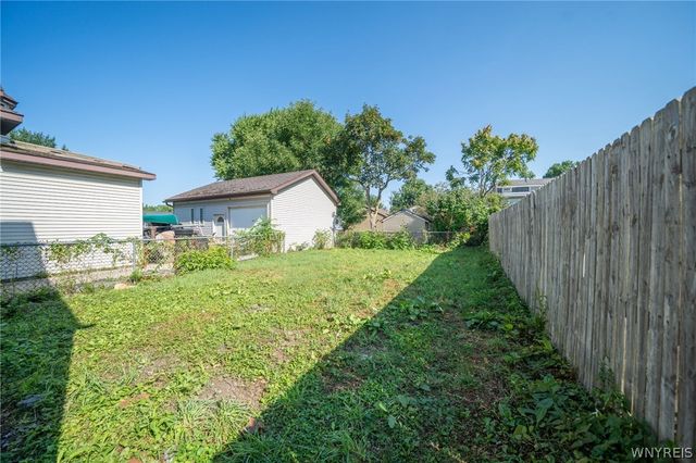 3654 7th Street, Hamburg, NY 14219