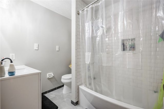 3 Tyler Trail, Parma, NY 14468