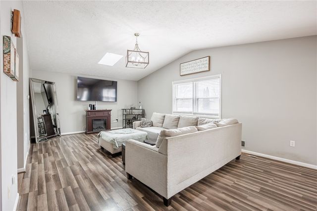 3 Tyler Trail, Parma, NY 14468