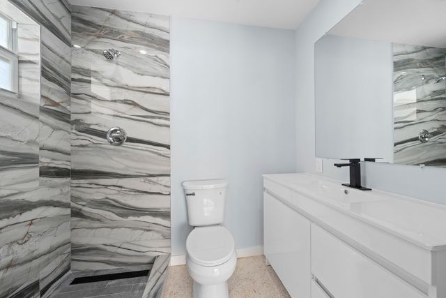 3220 NE 7th 2, Pompano Beach, FL 33062