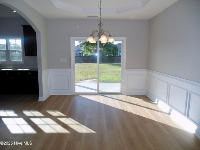 98 E Bailey Lane, Hampstead, NC 28443