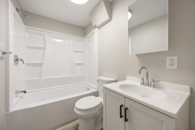 22 Smith Street, Pittsfield, NH 03263