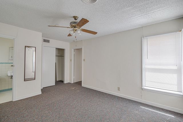 4836 Overton Avenue, Fort Worth, TX 76133