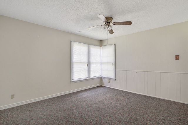 4836 Overton Avenue, Fort Worth, TX 76133