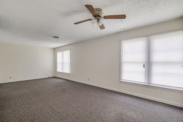 4836 Overton Avenue, Fort Worth, TX 76133