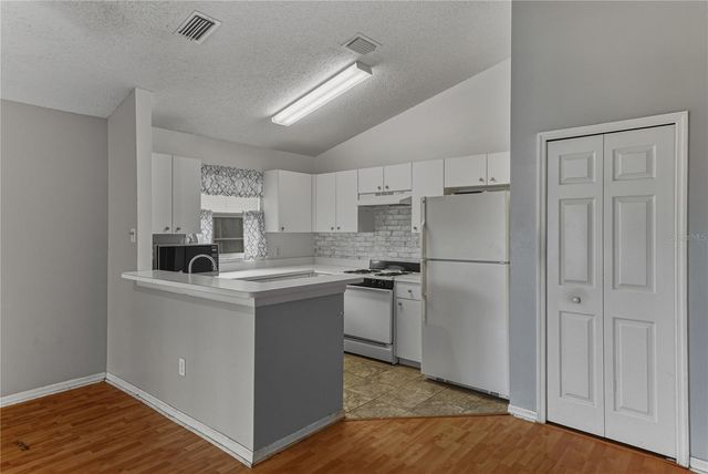 1912 FALLING STAR LANE, Lutz, FL 33549