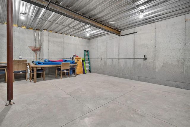 17 Buffalo Ridge Drive, Lake Winnebago, MO 64034