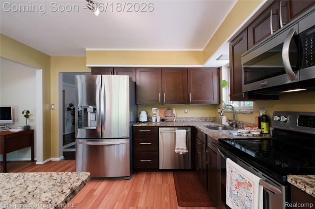 4228 Rosewold Avenue, Royal Oak, MI 48073