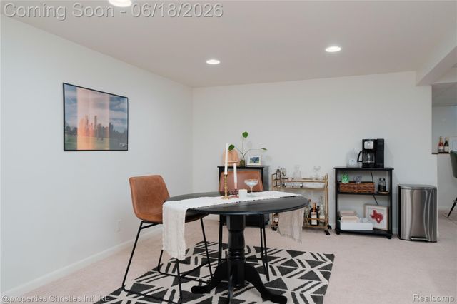 4228 Rosewold Avenue, Royal Oak, MI 48073