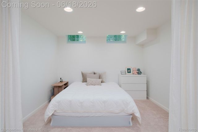 4228 Rosewold Avenue, Royal Oak, MI 48073