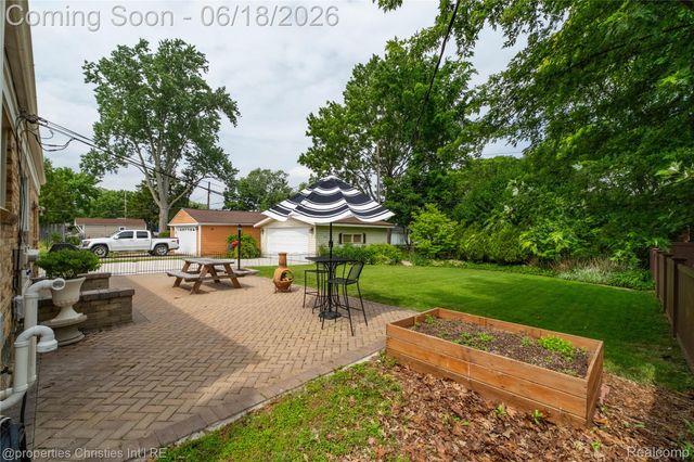 4228 Rosewold Avenue, Royal Oak, MI 48073