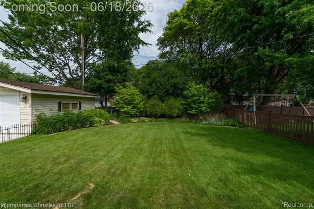 4228 Rosewold Avenue, Royal Oak, MI 48073