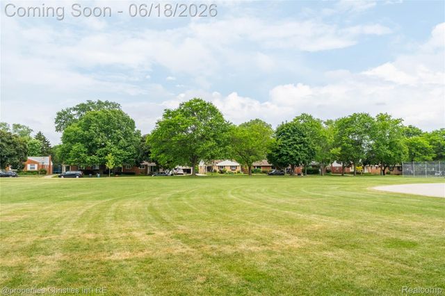 4228 Rosewold Avenue, Royal Oak, MI 48073