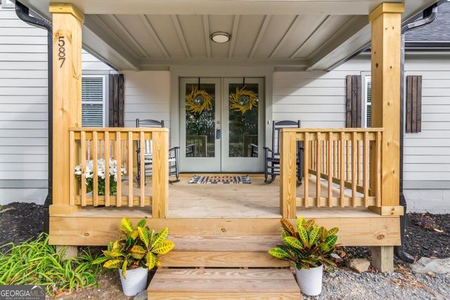 587 E Oak Trace, Jasper, GA 30143