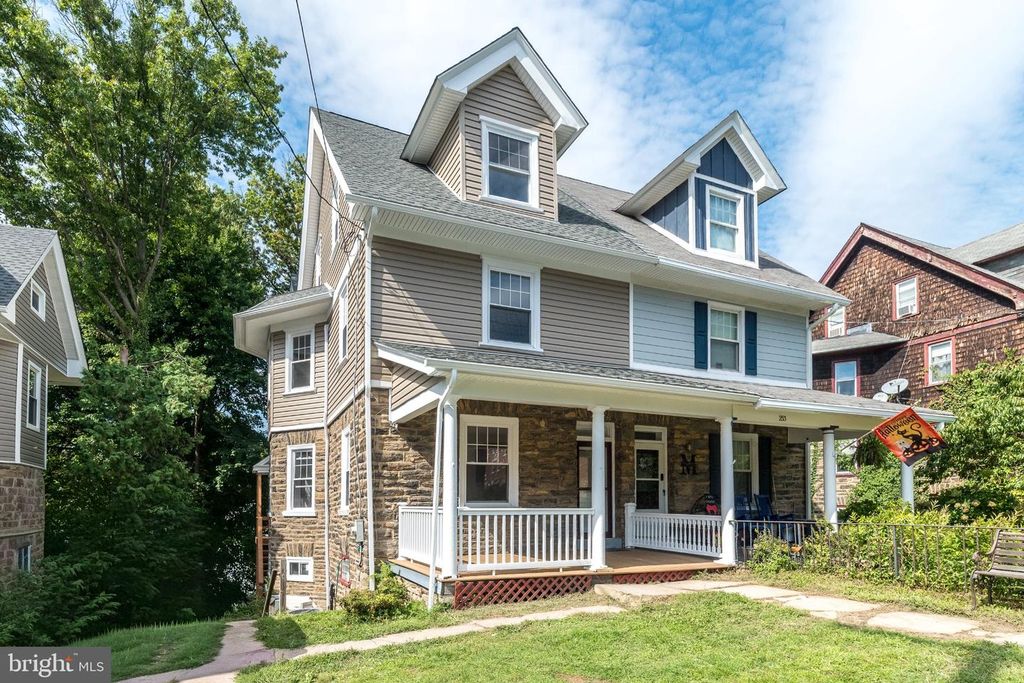 251 WASHINGTON LN, Jenkintown, PA 19046