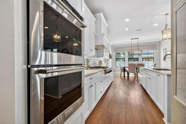 3702 W SAN LUIS STREET, Tampa, FL 33629