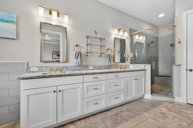 3702 W SAN LUIS STREET, Tampa, FL 33629