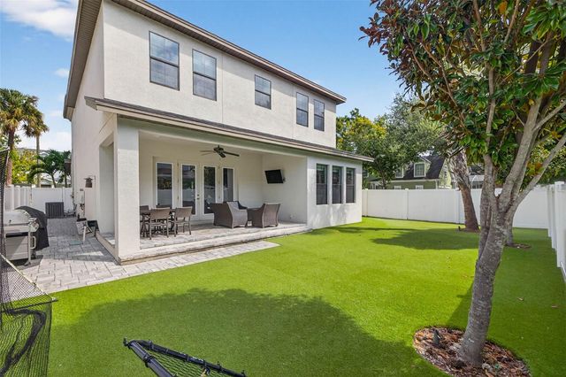 3702 W SAN LUIS STREET, Tampa, FL 33629