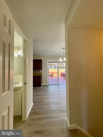 18 WOODCOVE CT, Baltimore, MD 21234