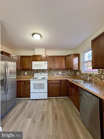 18 WOODCOVE CT, Baltimore, MD 21234