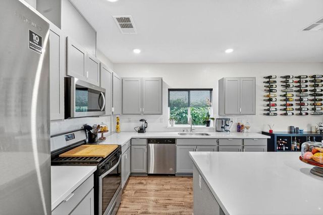 6707 Oakum Way, Stockton, CA 95219