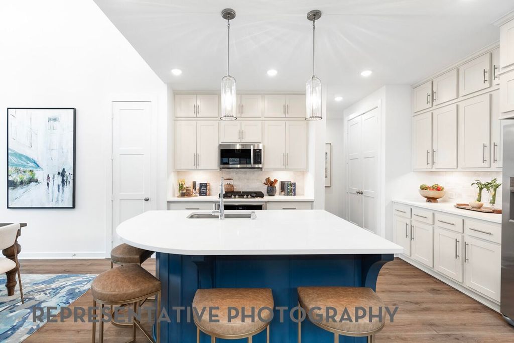 805 Willow Stream Drive, Lavon, TX 75166