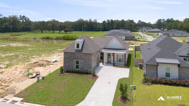26572 Vanissa Dr, Denham Springs, LA 70726