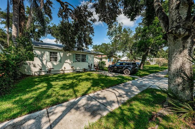 3880 HAINES ROAD N, St Petersburg, FL 33703