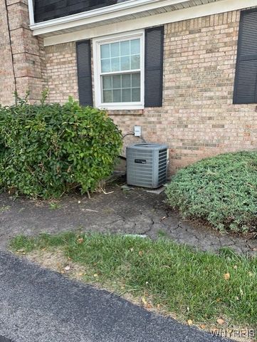 457 Burroughs Drive B, Amherst, NY 14226