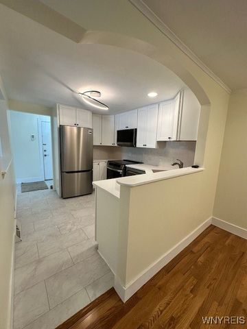 457 Burroughs Drive B, Amherst, NY 14226