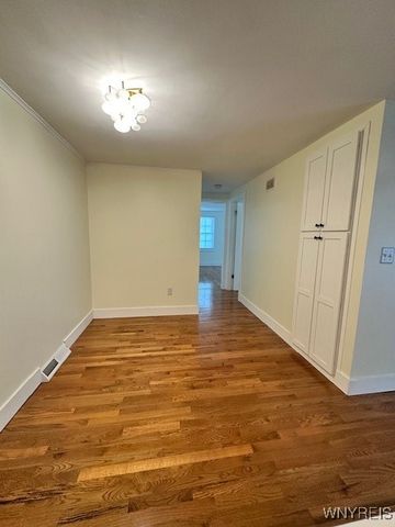 457 Burroughs Drive B, Amherst, NY 14226