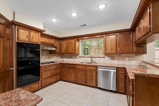 3406 Wildwood Ridge Court, Kingwood, TX 77339