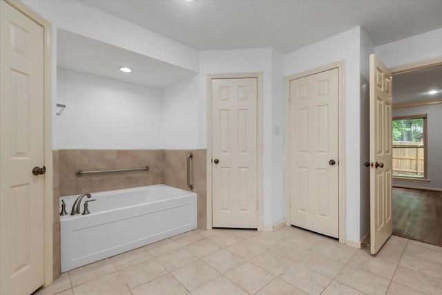 3406 Wildwood Ridge Court, Kingwood, TX 77339