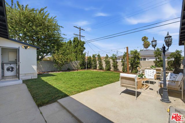 8324 Barnsley Avenue, Los Angeles, CA 90045