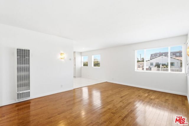 8324 Barnsley Avenue, Los Angeles, CA 90045