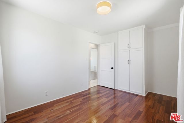 8324 Barnsley Avenue, Los Angeles, CA 90045