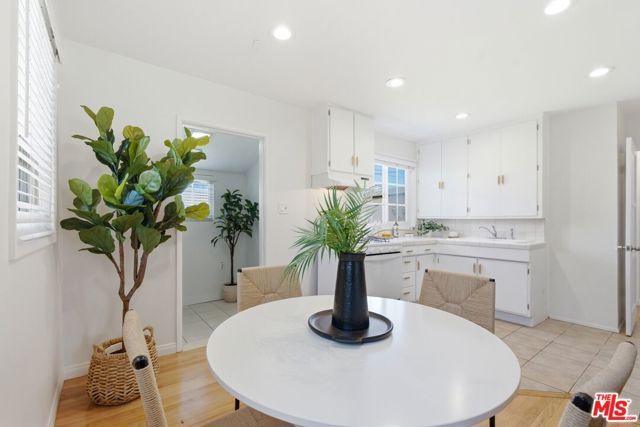8324 Barnsley Avenue, Los Angeles, CA 90045