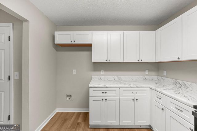 6753 Merrywood Drive, Fairburn, GA 30213