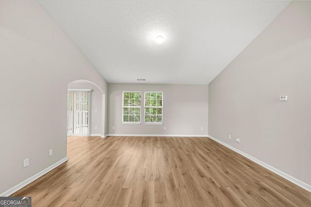 6753 Merrywood Drive, Fairburn, GA 30213