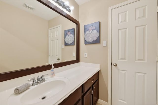 3203 Ruffin Green Court, Fresno, TX 77545
