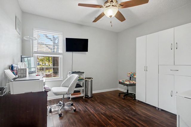 607 Bluebird Ln., Murrells Inlet, SC 29576