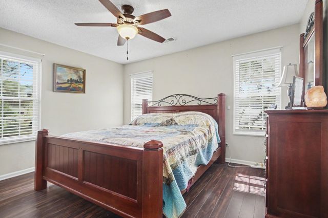 607 Bluebird Ln., Murrells Inlet, SC 29576