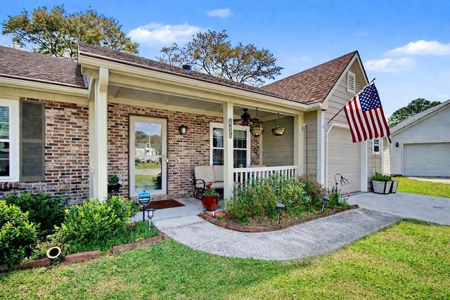 607 Bluebird Ln., Murrells Inlet, SC 29576